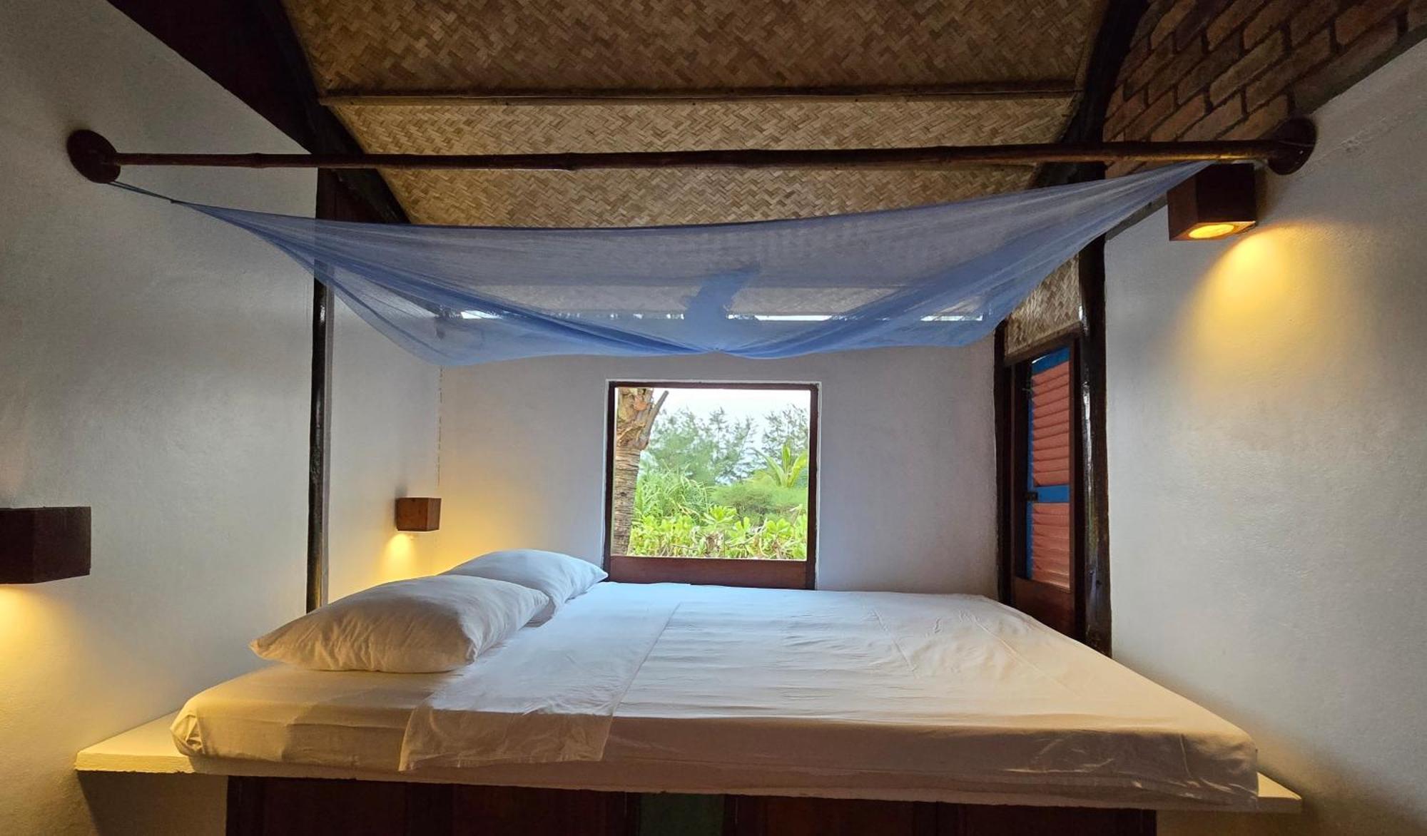 Villa Louise Hue Beach Boutique Hotel Extérieur photo
