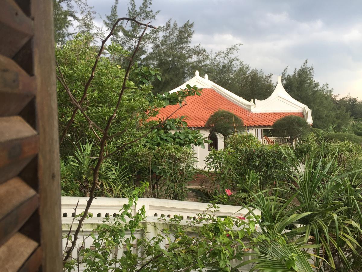 Villa Louise Hue Beach Boutique Hotel Extérieur photo